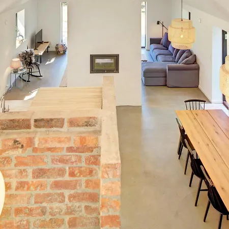 8 Person Holiday In